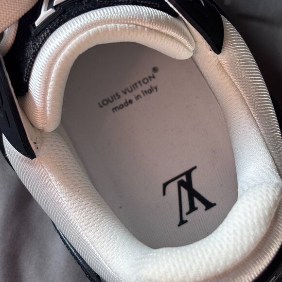 Louis Vuitton LV Trainer White Black - Picture 6 of 7